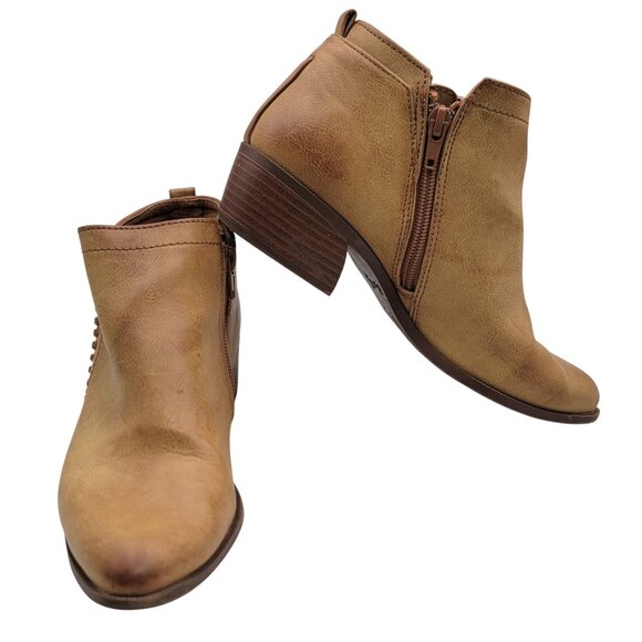 Qupid Tan Ankle Boots With Side Zipper & Stacked Heel Womens 7-7.5 - Picture 1 of 13